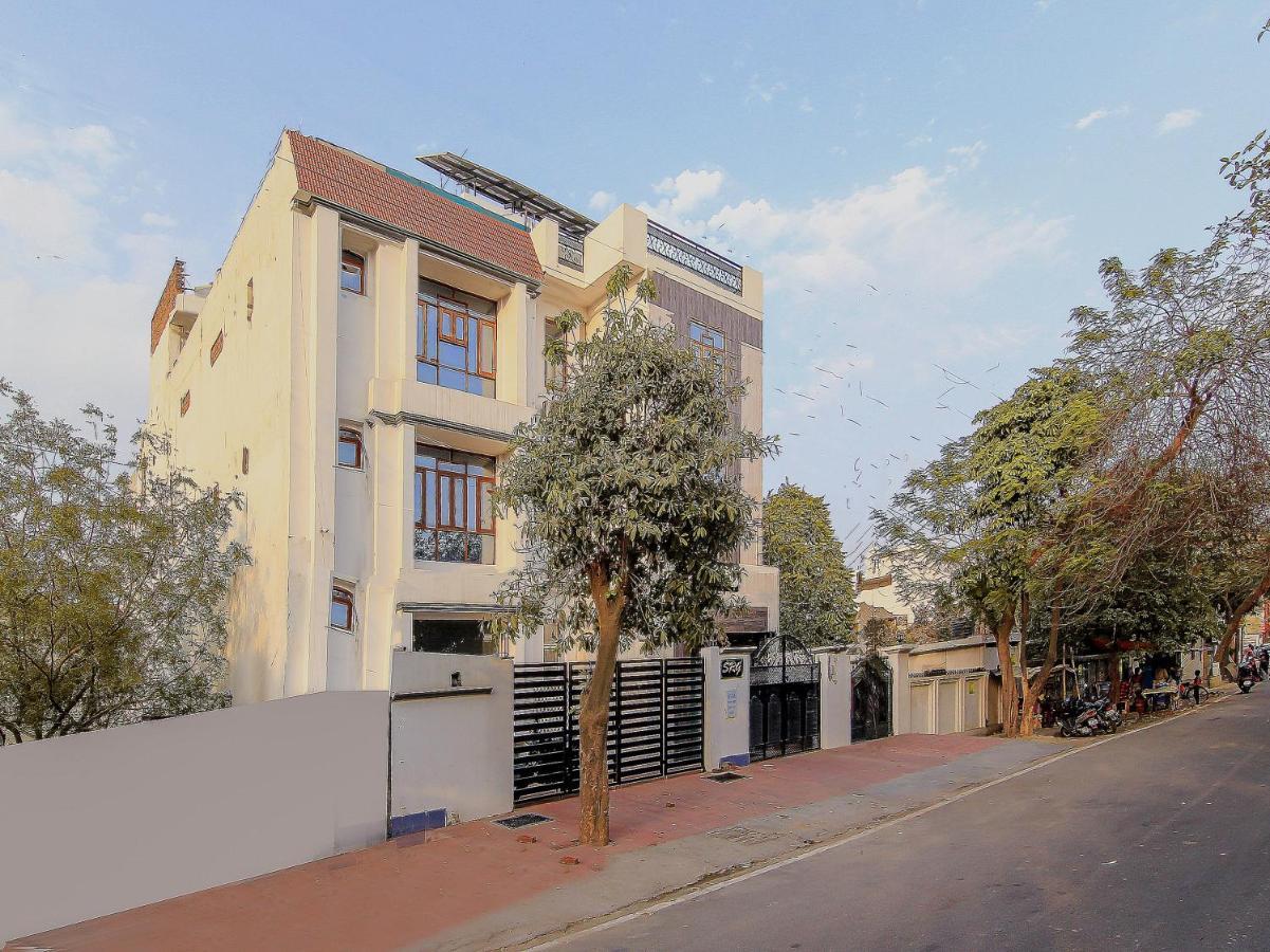 Oyo Flagship 4434 Earth Inn Lucknow Exterior photo