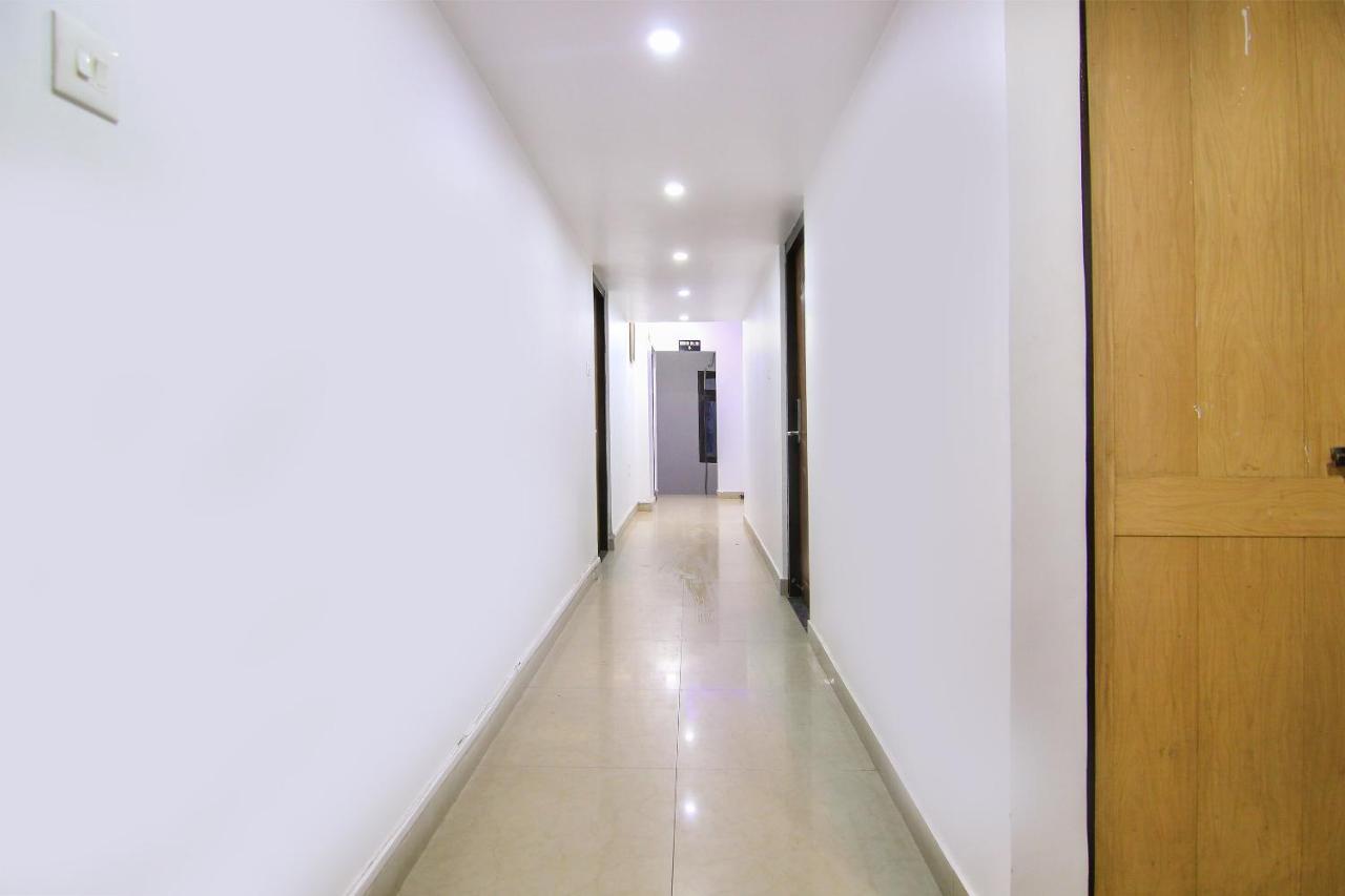 Oyo Flagship 4434 Earth Inn Lucknow Exterior photo